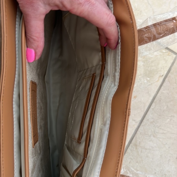 BN Leather briefcase - Picture 5 of 8